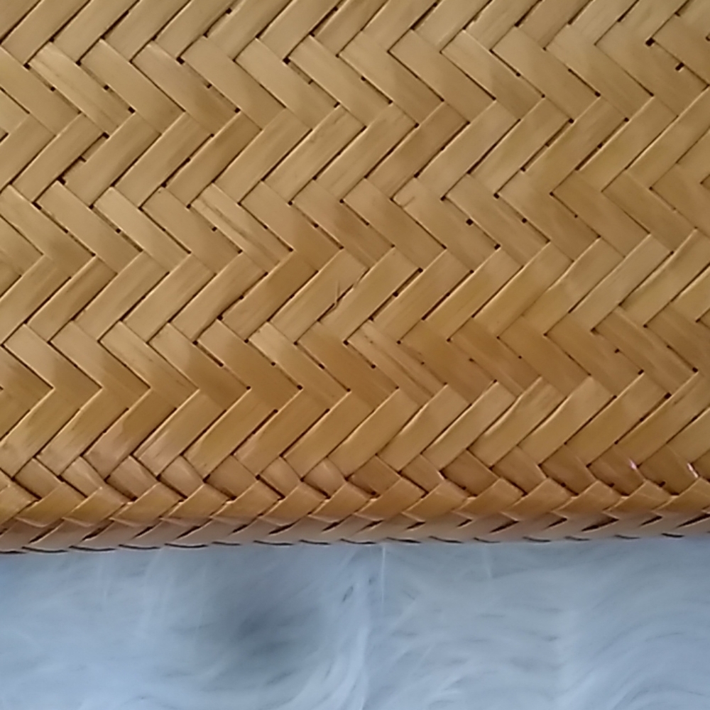Vintage Wicker Clutch Bag - Picture 2 of 6